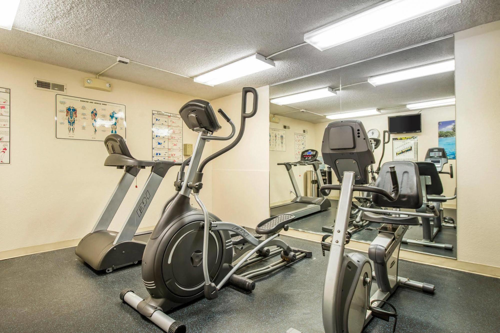 Clarion Inn And Events Center Pueblo North Экстерьер фото