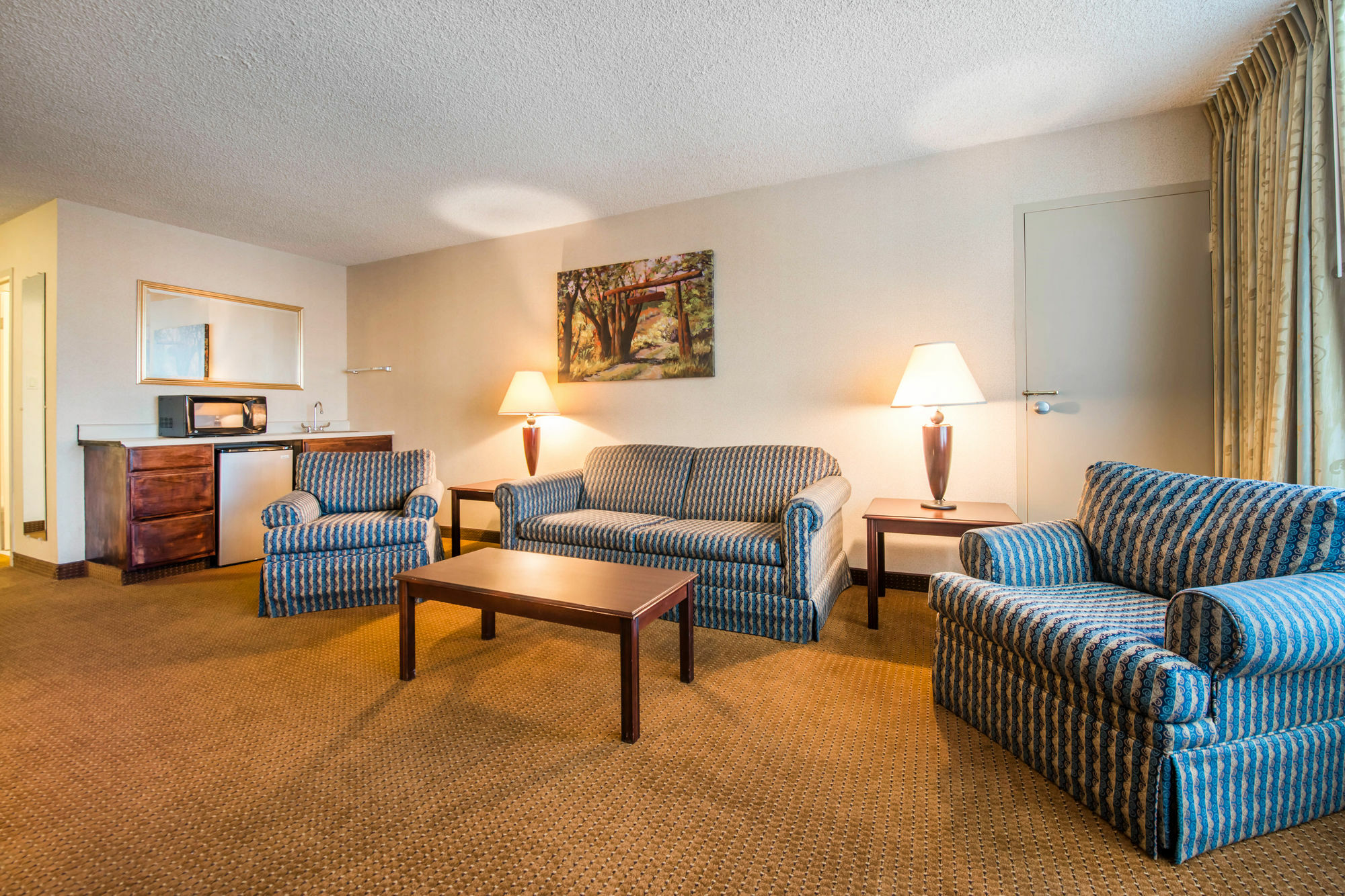 Clarion Inn And Events Center Pueblo North Экстерьер фото